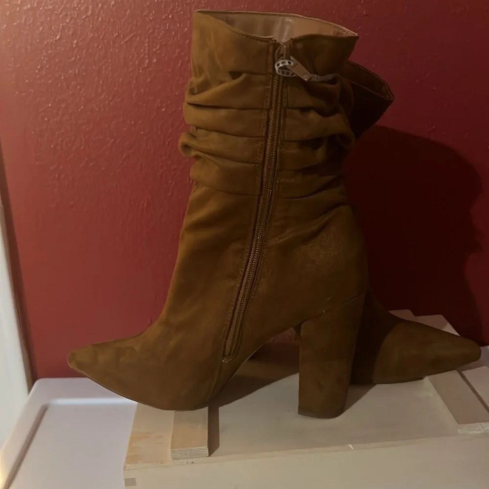 Boots - Picture 2 of 2